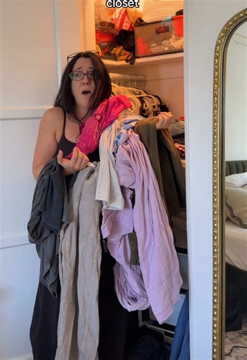 one woman’s overflowing closet is another woman’s @Vinted haul #ad follow @becbastos on Vinted and start selling!