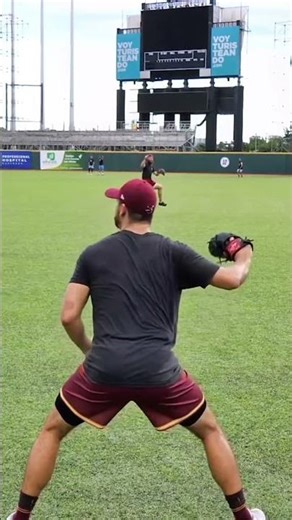 Fastball-Splange Overlay in Catch Play | #shorts