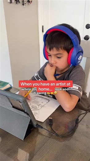 My big baby boy spent his day reading a book and drawing! Today, a Saturday, we stopped at our local library because Kevin really wanted to get some books!📚 That was so awesome because my kids always said they don’t like reading! But oh my Lord how those words sounded like music today 🎶 so I speedily agreed and took them all! He’s the calmest boy and today he said he loves reading! 🙌🏼🥰❤️ This is my successful parenting today!