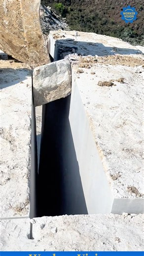 Split Massive Rock Using One Stone | Smart Excavator Technique