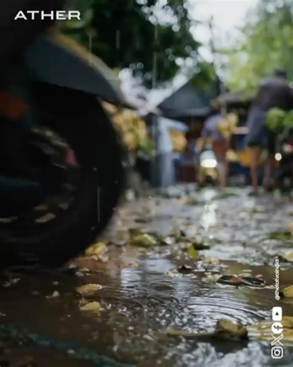 The Tatva on Instagram: "Across Indian roads — from Delhi’s arterial corridors to Mumbai’s seaside boulevards — losing traction under unpredictable conditions is turning routine rides into near-miss moments. Official data shows hundreds of thousands of road crashes every year, with overspeeding the leading cause of fatalities, but slippery surfaces and loss of control remain a silent contributor to the carnage. Indian road statistics indicate that accident fatalities have been rising year-on-yea