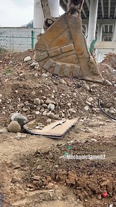 639K views · 11K reactions | Bucket base replacement and reinforcement. #auto #mechanic #automotive #mechaniclife #mechanicsteve | Mechanic Steve | Facebook