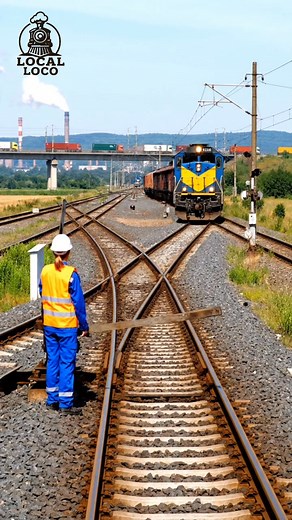 Smooth Track Change at a Busy Industrial Rail Junction | Local Loco