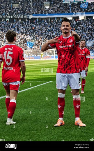 1. FC Kaiserslautern, jubelt ueber Tor zum, 1:0, von Mergim Berisha (1. FC Kaiserslautern, #20), GER, Hertha BSC vs. ,1. FC Kaiserslautern, 2. Bundesliga, Saison 2025/2026, 29. Spieltag, 11.04.2026 (DFL REGULATIONS PROHIBIT ANY USE OF PHOTOGRAPHS AS IMAGE SEQUENCES AND/ OR QUASI - VIDEO). Foto: Eibner-Pressefoto/ Claudius Rauch Stock Photo - Alamy