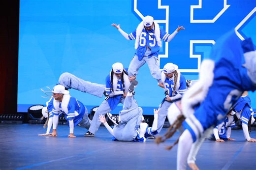 UPROAR😼 2026 D1A Hip Hop🔥 @Varsity Spirit UDA Nationals Choreo: Adam Ackerman 🕺 Music: Sounds Like That 🎶 Jersey: @Calypso Boutique ✨ Coaches: Janet Brock, Cara Purcell, Emma Travis #UKDT #UniversityofKentucky #UDANationals