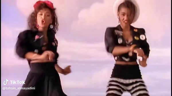 We like the cars that go boom || Lightning McQueen #lightning #mcqueen #cars #pixar #edit