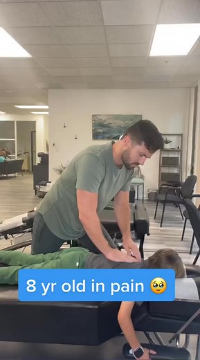 8 yr old gets Adjusted FULL VERSION #BigComfy #chiropractor #fyp #adjustment #crack | Dr Alex