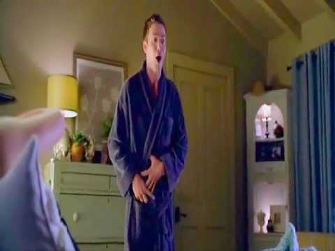 Friends with benefits- Justin Timberlake singing Kriss Kross's - Jump (FULL SCENE)