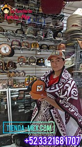 Bienvenidos a Tienda Mex, tu destino de confianza para auténticas artesanías mexicanas. En Tienda Mex, nos especializamos en ofrecer una amplia variedad de productos únicos y de alta calidad que reflejan la rica herencia cultural de México. Desde huaraches artesanales y joyería hecha a mano, hasta bolsos de cuero y ropa tradicional, cada artículo es cuidadosamente elaborado por talentosos artesanos mexicanos. Descubre nuestra colección y lleva a casa un pedazo de la tradición mexicana. Visítanos