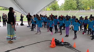 École Glen Elementary School students also enjoyed dancing the Red River Jig today taught by dance artist Jeanette Kotowich 🙌 | School District 43 - Coquitlam