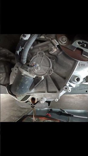 DIY Toyota Tundra Differential &Transfer Case Fluid Change #toyotatundra #tundra #diymechanic