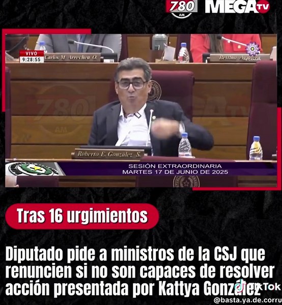 "SI NO TIENEN CARACTER PARA DICTAR ESTA RESOLUCIÓN LES SUGIERO QUE PRE...