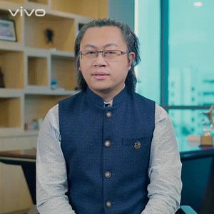 Hello dear friends and partners, hope you are keeping safe and staying healthy. How so much I wanted to meet you all personally but the current times call for maintaining a cautious approach and resorting to new ways. Nevertheless, I want to thank you all for supporting vivo in these tough times and wish good health and great success in the coming times. Sharing with you my video message for all of you. Stay safe. Stay healthy. ❤ Love India Love vivo ❤ | Jerome Chen