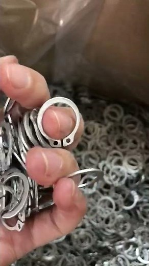 What is a retaining ring used for？