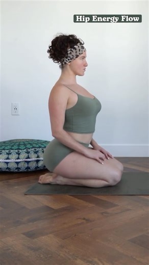 @flowwithadee | #flowwithadee #yogaflow #yoga #stretcheveryday | Instagram