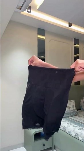 What to Wear Under Dresses: Hourglass High Waist Butt-Lifter