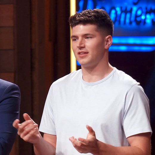 We always love to see a familiar face. ☺️ Thank you for joining us back in the #MasterChef kitchen, Nick DiGiovanni! | MasterChef