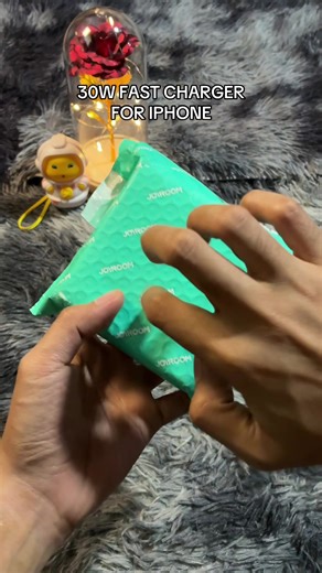 30W Fast Charger for iPhone and Android Devices