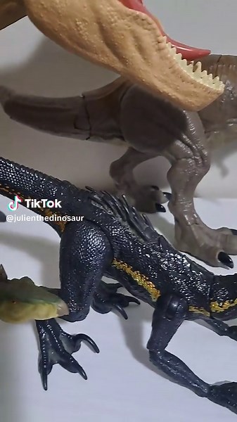 Collection Review Time!!! #jurassicworld #toy #collection #dinosaur #review