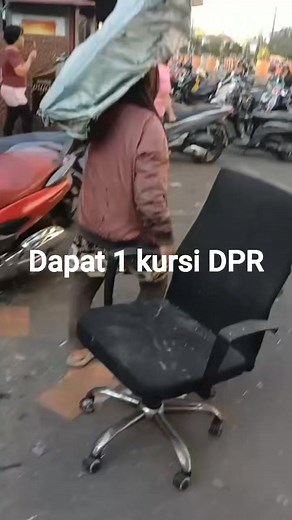 1.6M views · 10K reactions | Tanpa suara dpt kursi | Rahmah Amir | Facebook