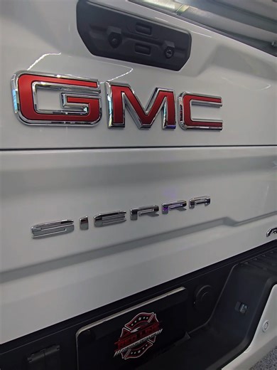 This Chevy 3500 AT4 came in needing a serious exterior reset—from love bug splatter on the front end to the bed that’s been putting in real work. We carefully worked our way around the entire truck with a proper hand wash, decontamination, and protection, breaking down bug residue, road grime, and buildup that had settled into every corner. Even the bed and lower panels got the attention they deserved. Now the paint is clean, glossy, and protected, bringing back that bold AT4 presence it had whe