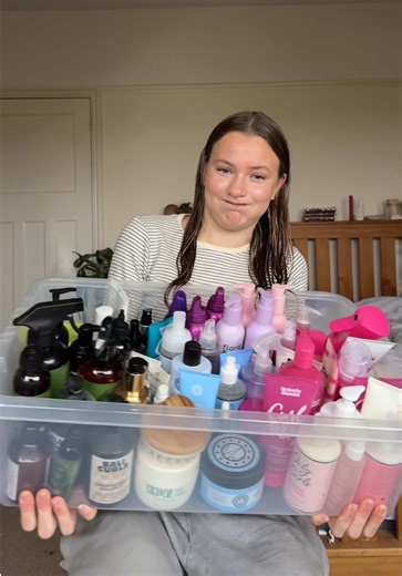 Curly Hair Routine for Wavy Girls