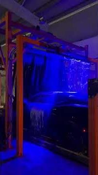 Bubble Down Car Wash Tampa at NIGHTTIME! Beautiful light show!