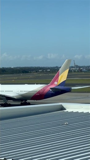 Asiana Airlines Boeing 777 Spotted at Sydney Airport ✈️🇦🇺