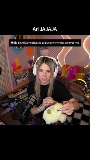 ARI EMBRUJÓ a RIVERS? 🤣😝 #arigameplays #riversgg #rivari