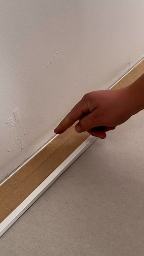 253K views · 1.1K reactions | Clever trick to fit skirting boards into a bay! #diy #boards #fitting | Beamish DIY | Facebook