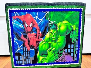 HULK & SPIDERMAN PIÑATA - Etsy