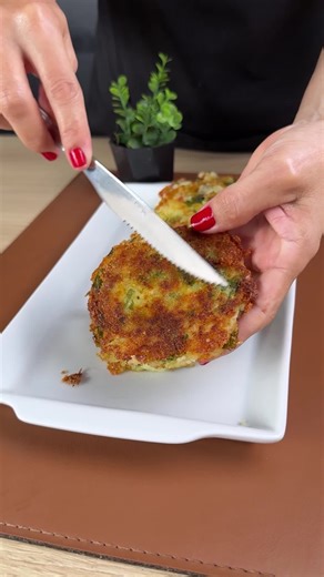 yummakers on Instagram: "Potato tortilla with spinach. Healthy and delicious recipe."