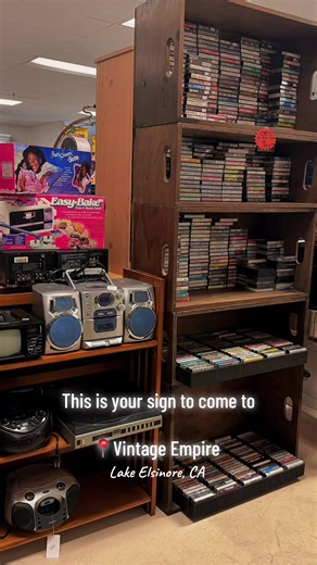 Your Sign to Visit Vintage Empire in Lake Elsinore