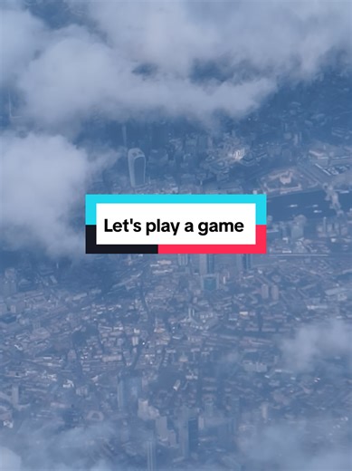 Absolutely breathtaking view flying over London 🇬🇧 What iconic landmarks can you spot? let me know in the comments 👇🏼 #london #londonhotspots #traveltok #letstravel #fyp