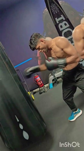 speed Bag Workout 💪 #viral #motivation #fitnesstrainer #fit #boxing #subscribe #like #share