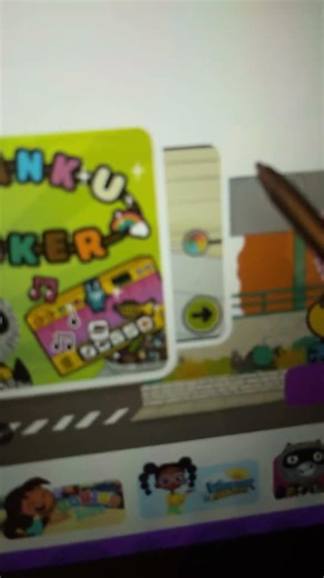 Yall im really on my school computer rn 😭 ✋