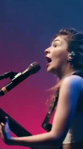 71K views · 4.7K reactions | The Warning | Kool Aid Kids live at Teatro Metropolitan CDMX.  Watch full video on YouTube  Link in Comments  #TheWarningBand #CDMX | The Warning - Australia | Facebook