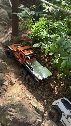 CROSS-RC EMO XL2 climbing Haksan Mountain in South Korea. #rc #offroad #hiking #outdoors