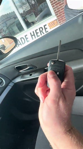 2014 Chevy Cruze new flip remote key not an instructional video ￼#allockandkeyco #smartpro