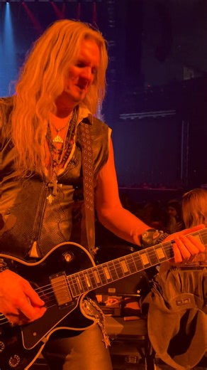 My first time ever seeing them live and loved every minute of it! Gainbridge Fieldhouse, December 4 | Anna Leaman