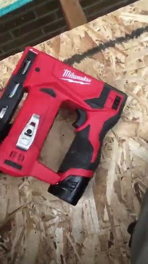 Milwaukee M12 crown stapler