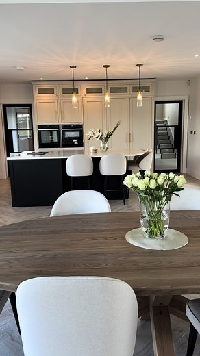 Luxurious Kitchen Design with Walk-In Pantry and Side by Side Ovens