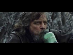 Luke milking Alien The Last Jedi