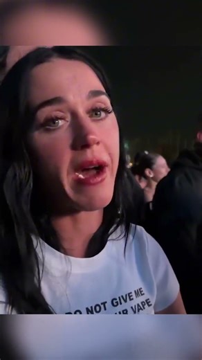 Katy Perry Jokes 'Thank God He Has Premium' During Justin Bieber's Coachella Set