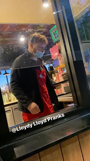Starbucks cup allergy PRANK! #fbreels #prank | Lloydy Lloyd