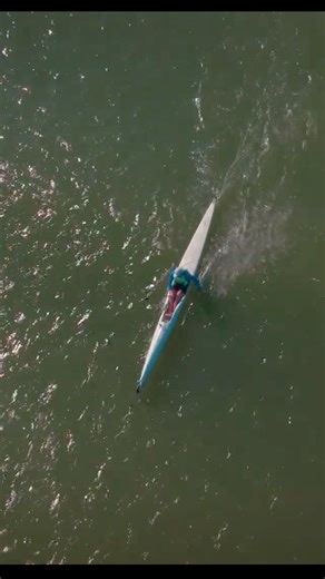 Mooloolaba Bay Waves #surfski #paddler #downwind #mooloolaba #paddlecoach #epickayaks #paddle | World Paddle