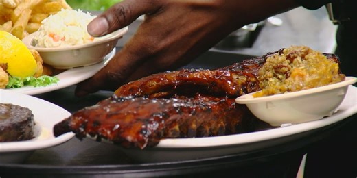 Myrtle Beach BBQ joint to gift the community hot meals on Christmas Day