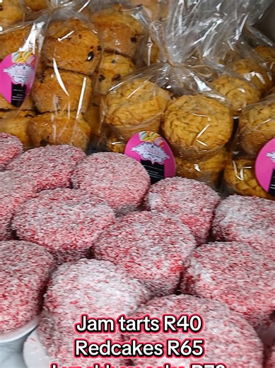 Traffic-Stopping Cakes in Our Kitchen