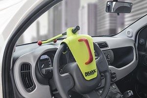 Que valent ces bloque-volant à moins de 70 € ?