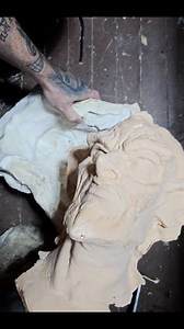 Pulling a Latex Krampus Mask from the Mold. #Sfx #Krampus #Latexmask #Mold | Slaughterhouse FX
